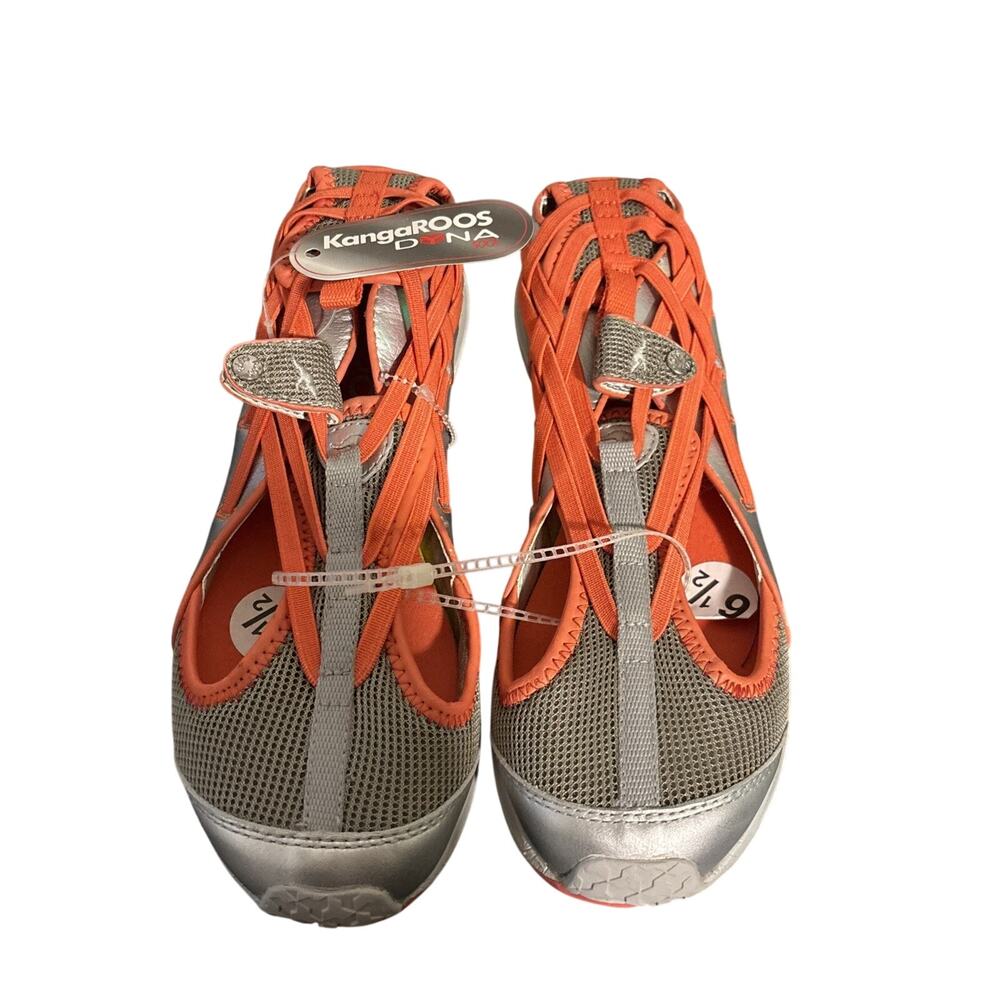 Size 6.5 KangaROOS DNA running shoes in an orange and silver